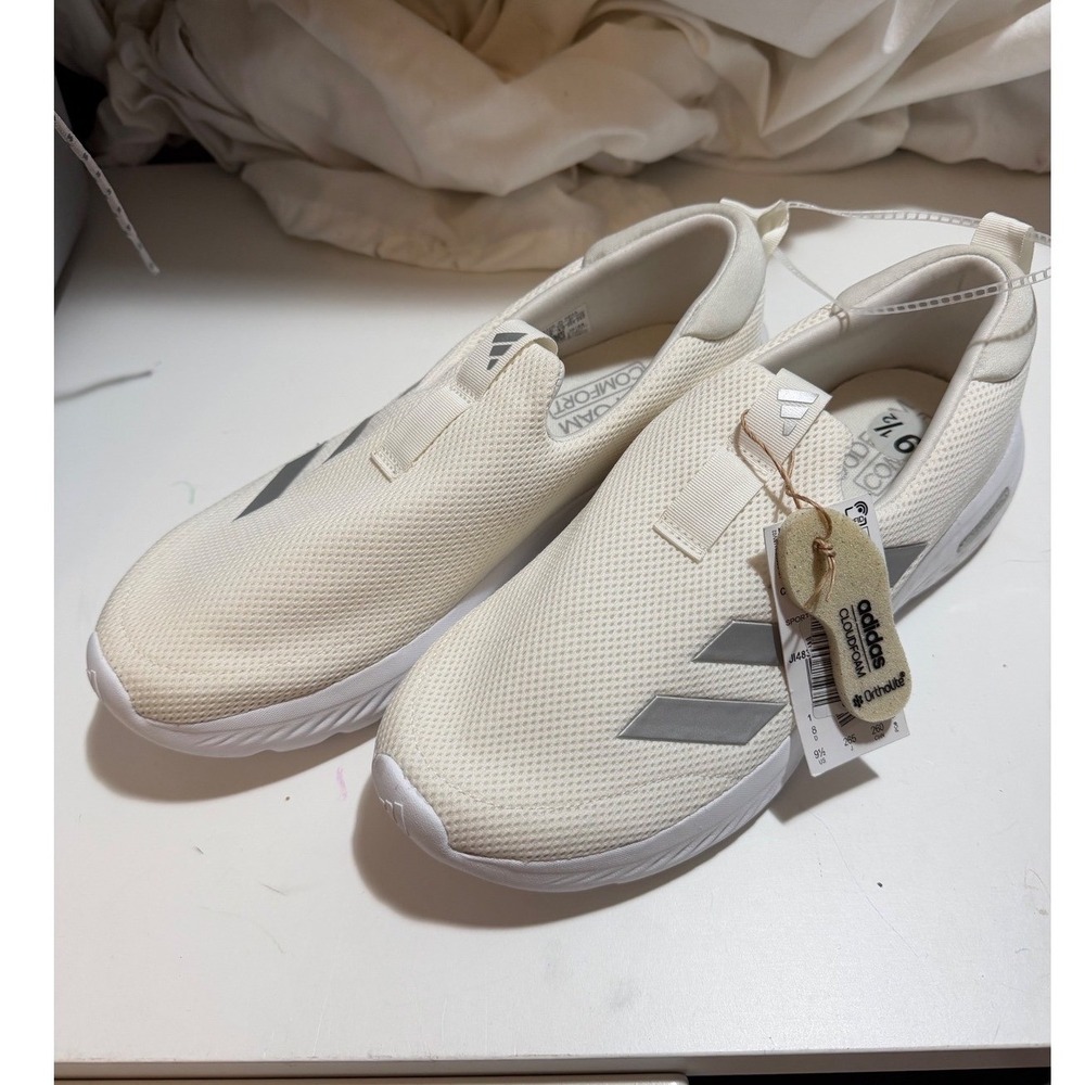 Adidas Cloudfoam Comfort Womens Slip On Sneakers Cream Silver JI4831 Size 9.5